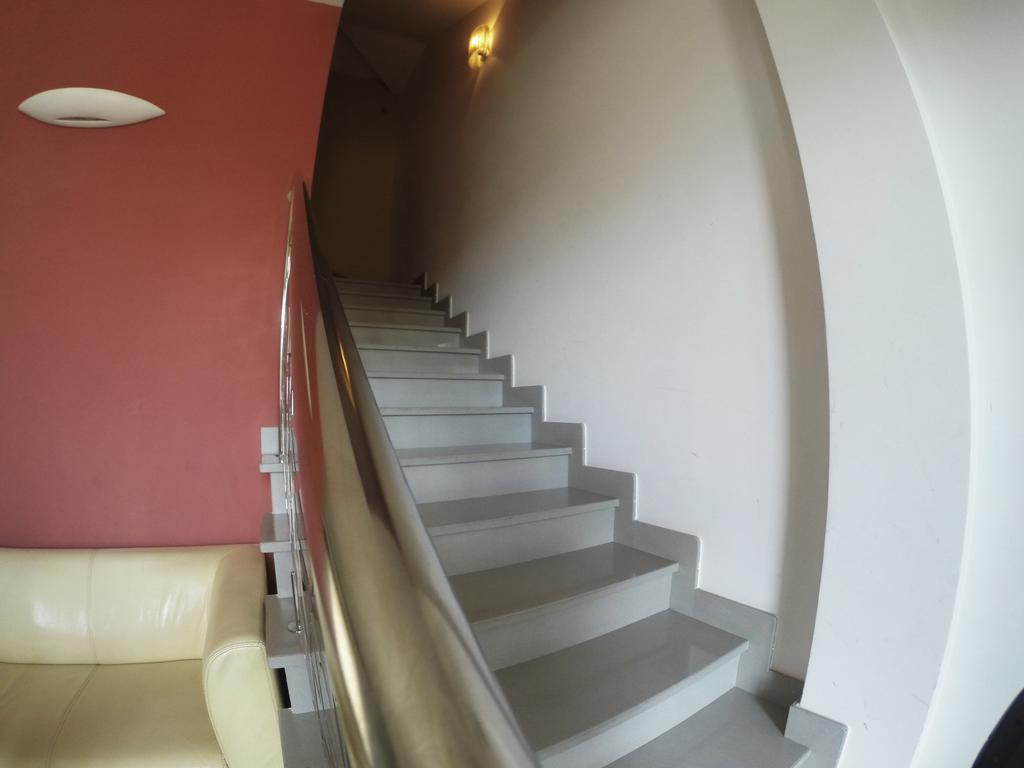 B&B Via Gallipoli 알레지오 외부 사진
