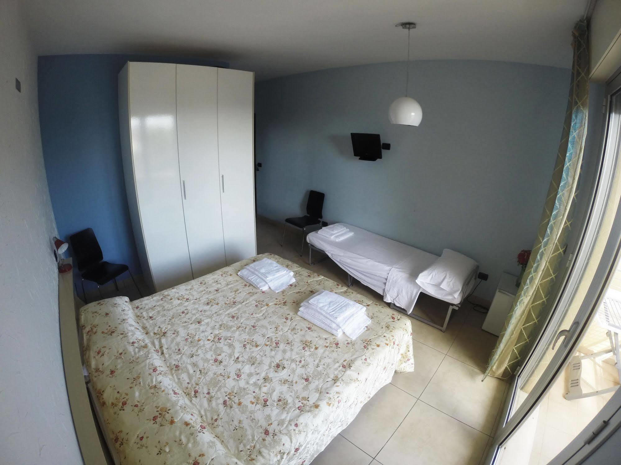 B&B Via Gallipoli 알레지오 외부 사진