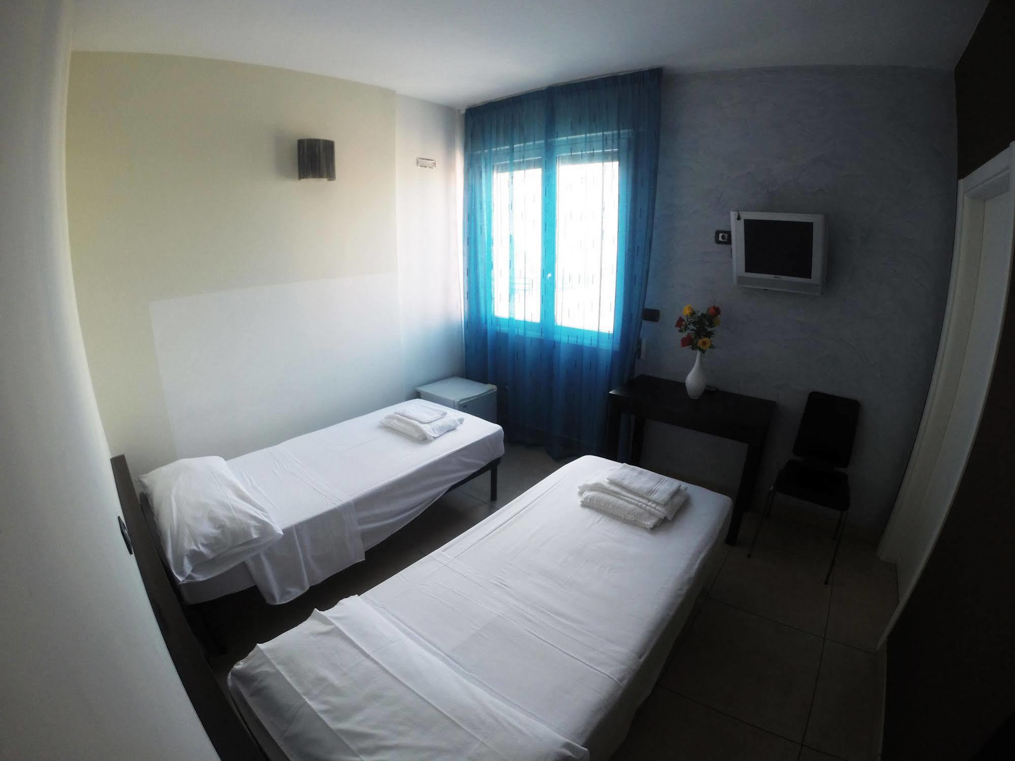 B&B Via Gallipoli 알레지오 외부 사진