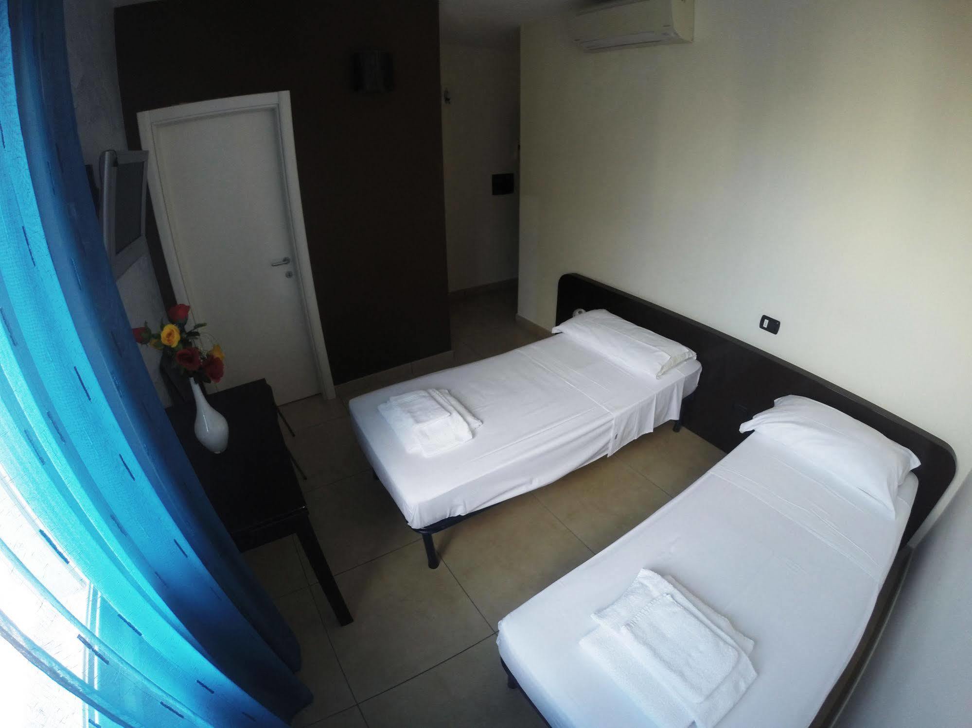B&B Via Gallipoli 알레지오 외부 사진