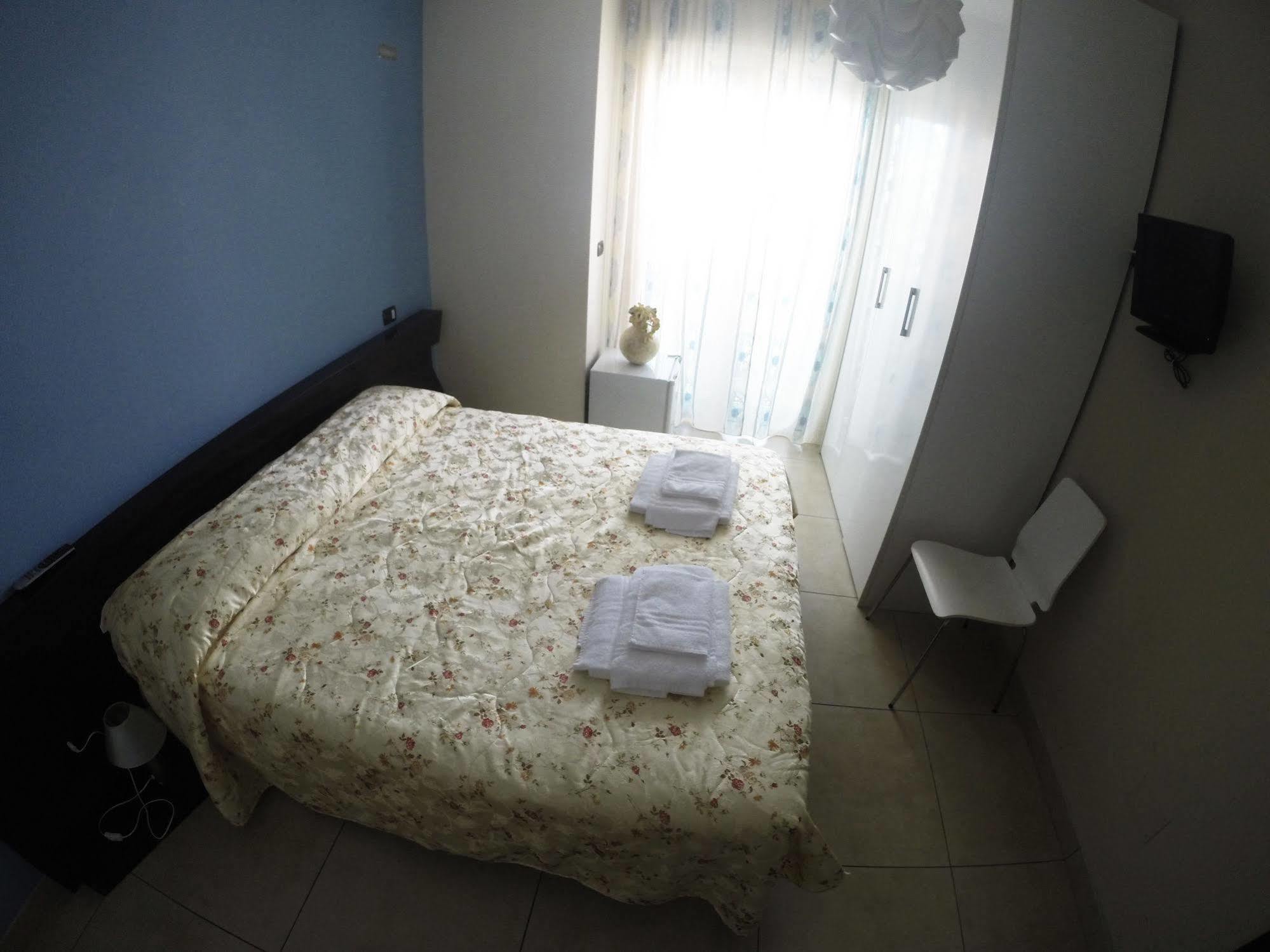 B&B Via Gallipoli 알레지오 외부 사진