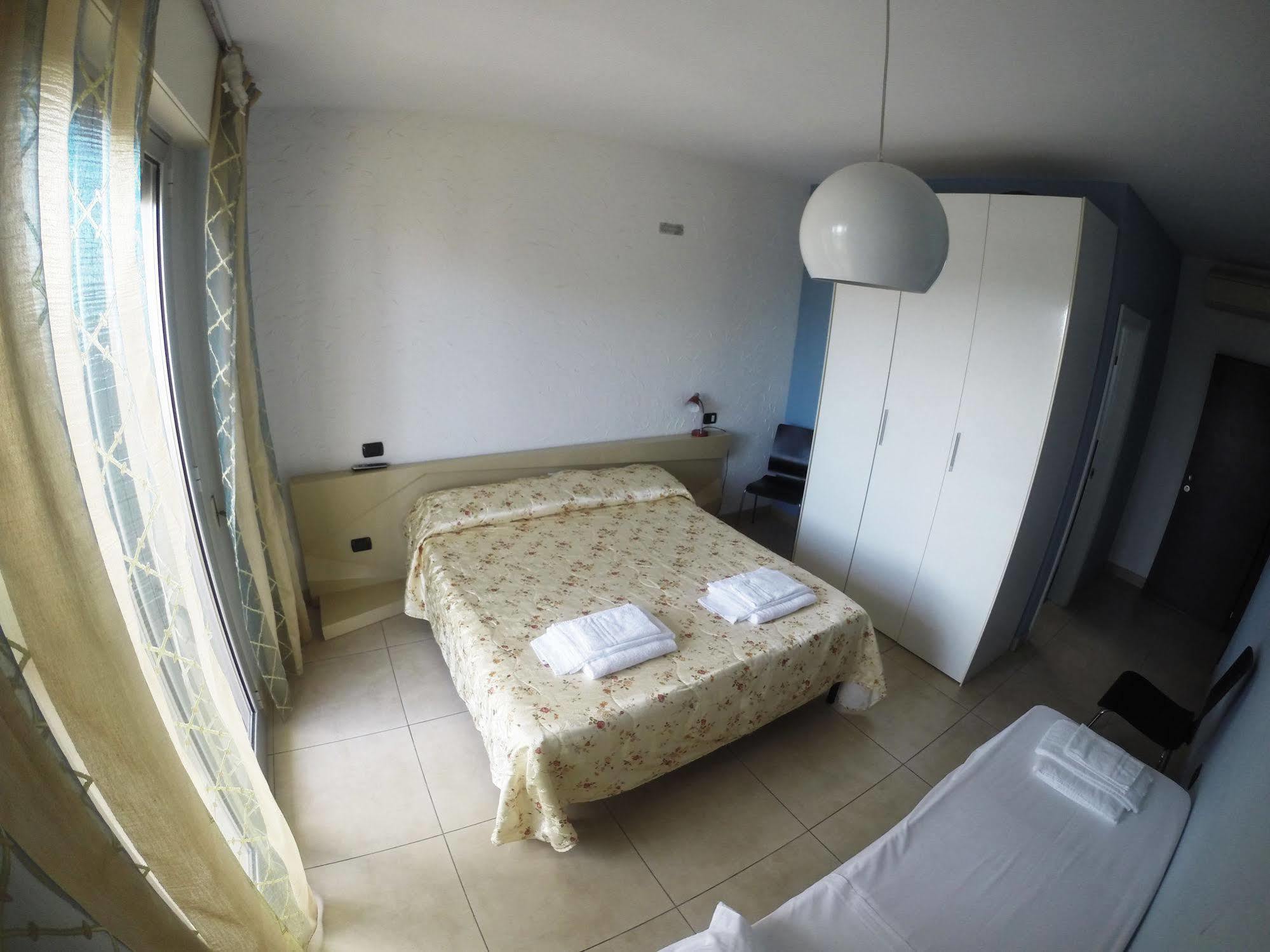B&B Via Gallipoli 알레지오 외부 사진